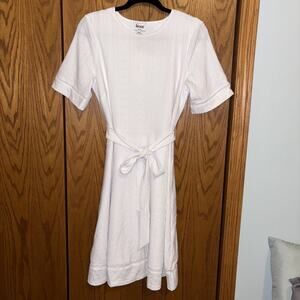 Leota Women's Genesis Eyelet Jersey Dress White Size Medium Beach Summer